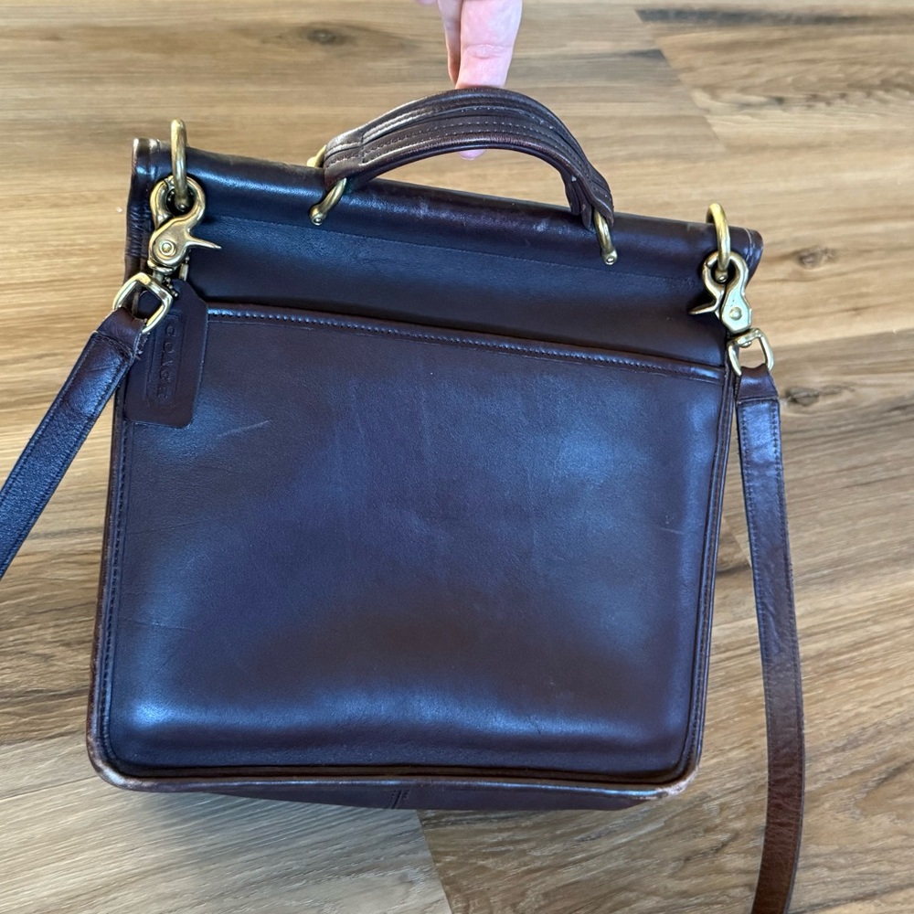 Vintage Coach Chocolate Dark Brown Leather Bag - Picture 3 of 9